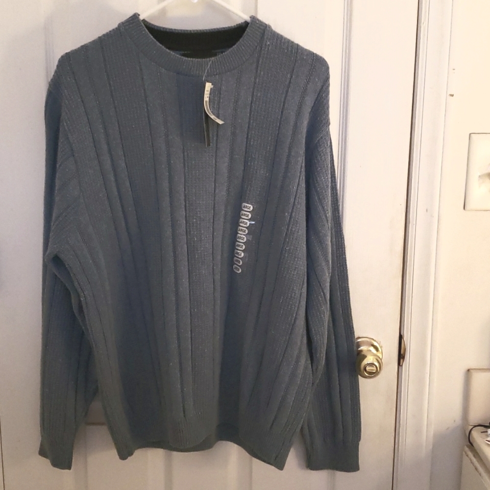 Bill Blass long sleeve mens sweater